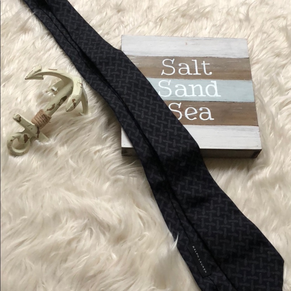 Tie